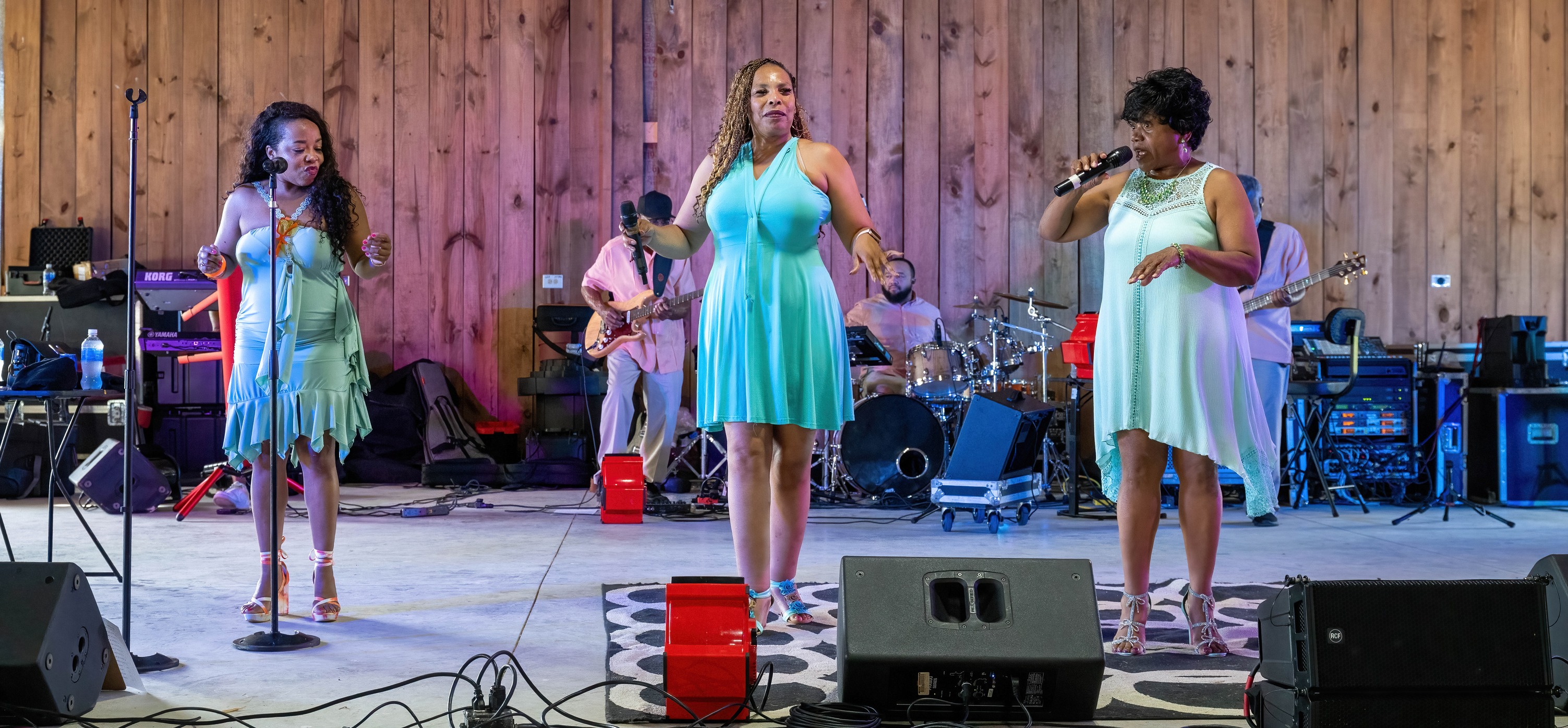 Trio of singers performing at Summerfest